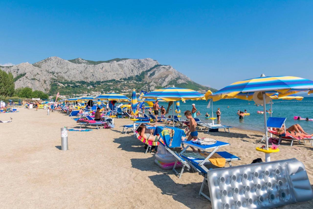 Apartments Ana Omiš Exterior foto